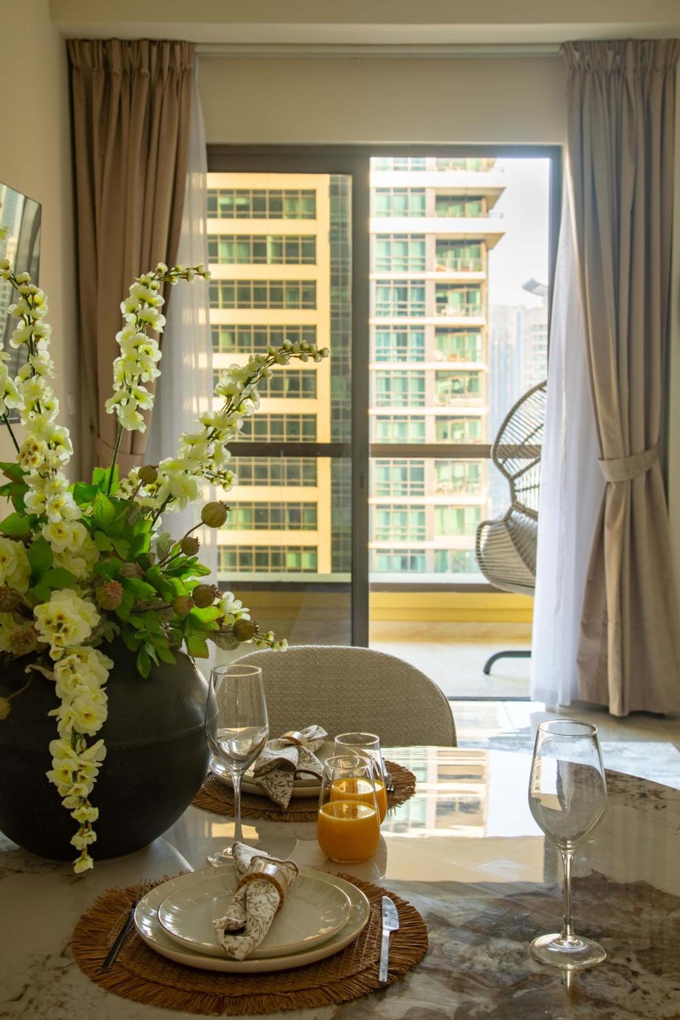 Apartmán Happy Academia Jbr Dubaj Exteriér fotografie