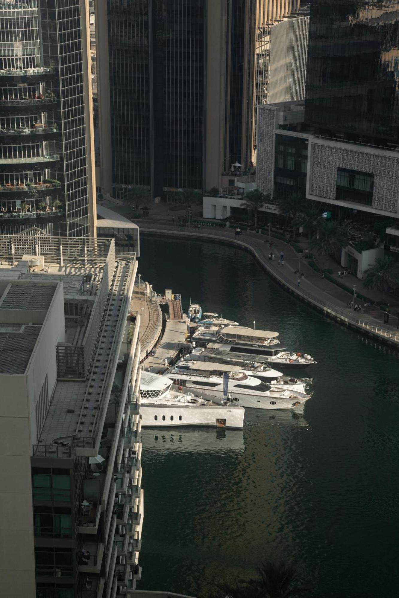 Apartmán Happy Academia Jbr Dubaj Exteriér fotografie